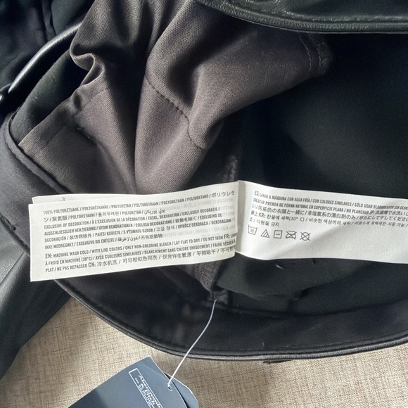 Abercrombie & Fitch Womens 12 Short Ultra High-Rise Faux Leather Straight Pant - Picture 12 of 13